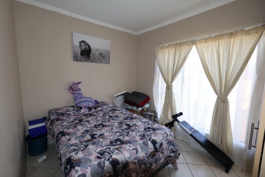 1 Bedroom Property for Sale in Vredenhof Sh Free State